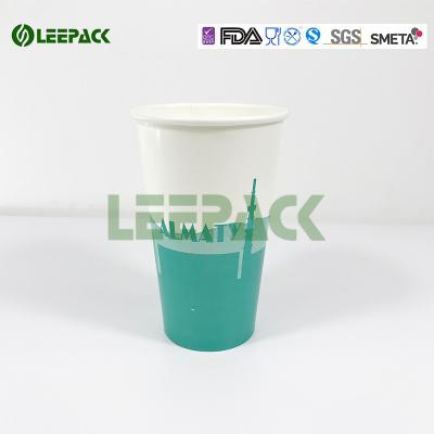 China Happy New Year 22oz Biodegradable Paper Cups Single Wall For America Coffee for sale