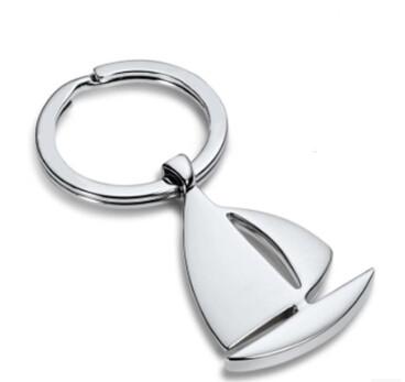 China New creative gift product metal sailing boat keychain keyrings for sale