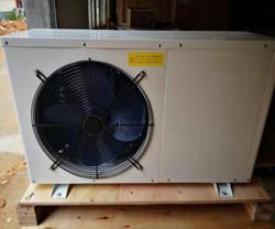 China 12 kW Domestic Air Source Heat Pump; with circulation pump inside for sale