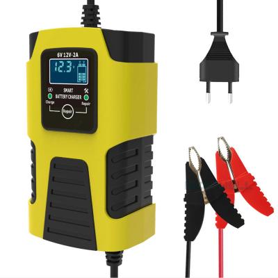 China 12V 2A Intelligent Calcium Car Battery Charger Overheating Protection for sale