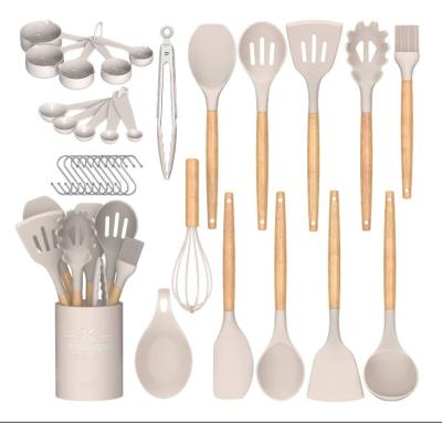 China White Silicone Utensils With Wooden Handles Rustproof Scaldingproof for sale