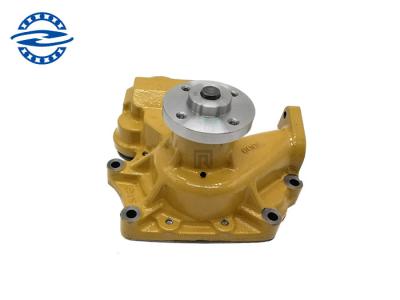 中国 4D95 Water pump 6204-61-1304 for excavator diesel engine parts 販売のため