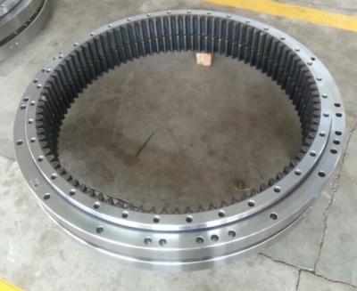 Chine SK200-5 Swing Bearing for Excavator 24100N7440F Swing Ring à vendre