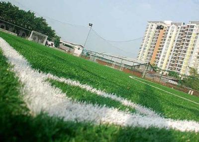 Chine Plancher inodore de terrain de jeu d'école d'herbe de DIY pour la cour de sports, facile à installer à vendre
