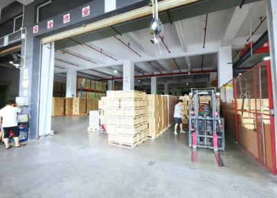 China LCL FCL China Freight Forwarder 80000 S.Q.M Bonded Warehouse Storage Area for sale