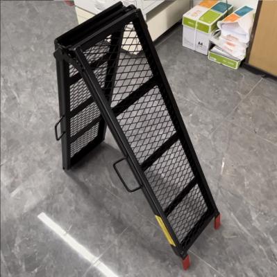 China 500lbs Folding Loading Ramp For Trailers Trucks ATV With Anti Skid Fingers for sale