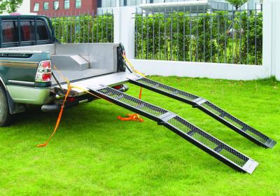 China 500lbs Capacity Metal Trailer Ramps Steel Folding Ramps durable for sale