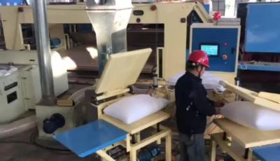 중국 마이크로 섬유 오프너 구렁 폴리에스테 베개 제작자 기계 연약한 장난감 충전물 기계 판매용