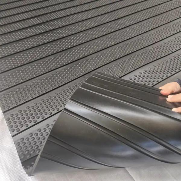 Quality Anti Slip Livestock Rubber Mats For Dairy Cow Cattle Horse Farm Building for sale