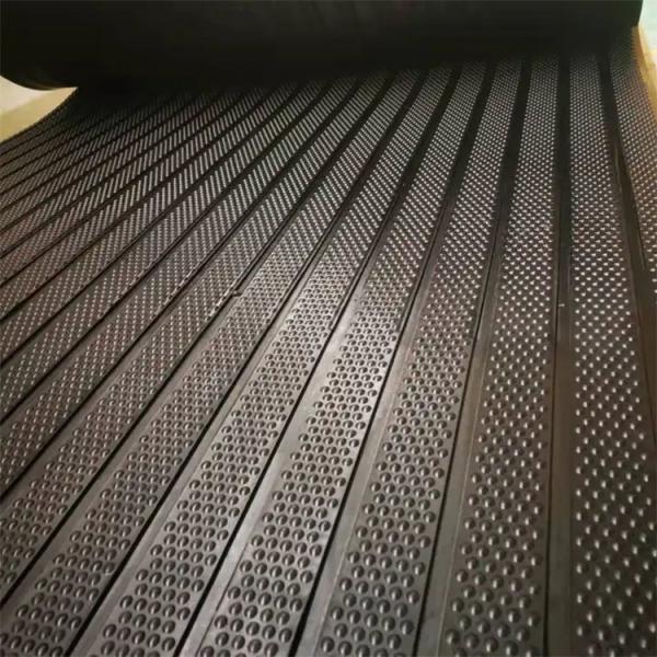 Quality Rubber Horse Stall Mat For Horse Farms Comfort Support Shock Absorbing for sale