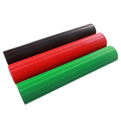 China Industrial SBR EPDM NBR CR IIR Butyl Horse Stall Mattress Rubber Sheet Roll With Black Green Red Color for sale