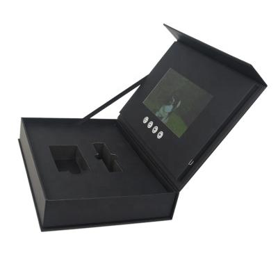 China 7 Inch Lcd Video Brochure Box 7 Inch Card Digital Promotional 800*480 Pixels Resolution for sale