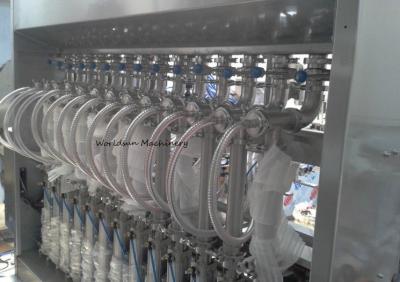 Китай Бутылка покрывая автоматическую машину завалки 3kw автотракторного масла 2000BPH продается