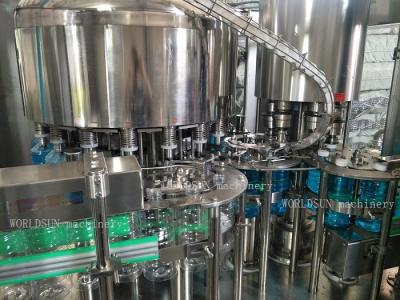 China Máquina de engarrafamento líquida química fluida da máquina de enchimento da arruela média do para-brisa da escala 5000BPH 500ml à venda