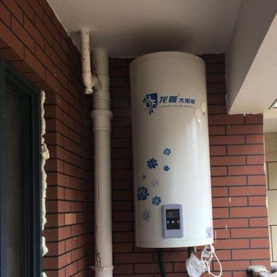 Chine Geyser solaire monté sur le mur 100 litres Geyser extérieur 100 litres à vendre