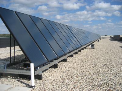 China Recolectores térmicos solares de placa plana de película negra para calentadores solares de piscinas en venta