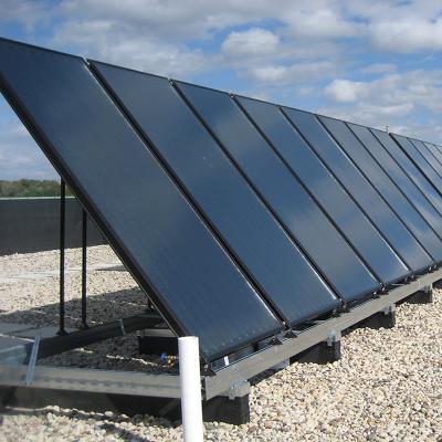 China Colector solar térmico plano de alta eficiencia de ingeniería para la venta con película azul y cubierta de vidrio en venta