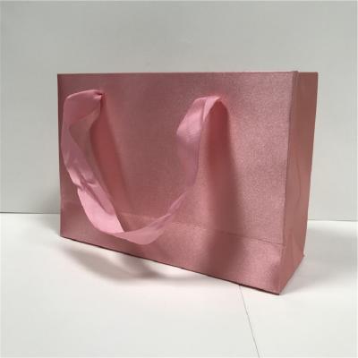 China Leatherette Satin Surface Jewellery Paper Bag Embossing CMYK Matte for sale