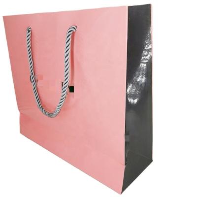 China FSC Offset Paper Gift Bag Gravure Printing PP Laminated With Pp Handle for sale