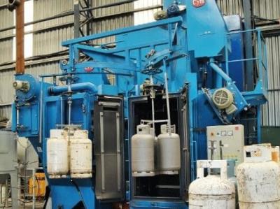 China LPG Cylinder Shot Blasting Machine / CNC GAS gas cylinder blasting machine for sale