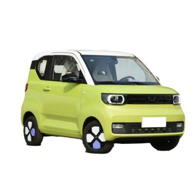 China Left Steering Wuling Mini EV 4 Seats Small Electric Car with NEDC Max. Range of 170km à venda