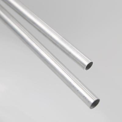 China Alta resistencia a la corrosión 3003 H14 tubo de aluminio tubo redondo de aluminio en venta