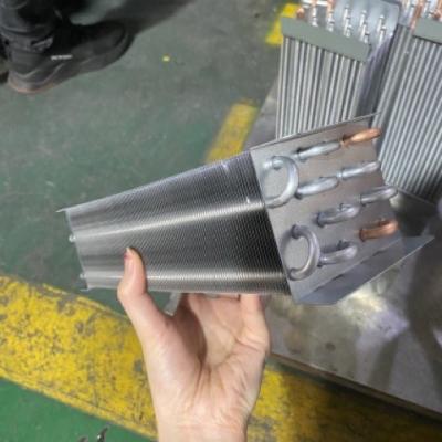 中国 3003 蒸発器と冷却器のための内部スレッドロープアルミニウムパイプ D9.52mm 販売のため