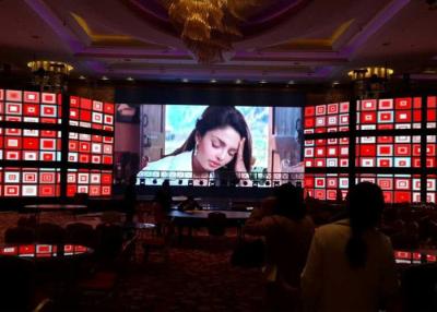 China Custom P5 RGB LED Screen Indoor SMD2121 LED Video Wall Display ROHS for sale
