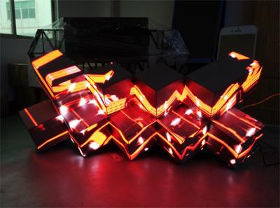 China Parede video interna do diodo emissor de luz da cabine fresca do diodo emissor de luz DJ da forma P5 RGB para o clube da barra da música à venda