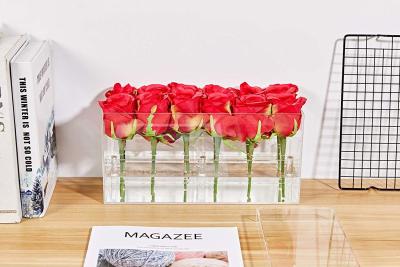 China Waterproof Everlasting Roses Acrylic Box Daily Decoration For 25 Roses for sale