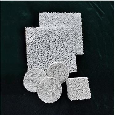 China Porosidad de cerámica del filtro 80-90% de la espuma del alúmina cuadrado redondo de la fundición en venta