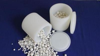 Chine Laboratoire en céramique industriel Mills Ceramic Grinding Set de pièces d'inertie chimique à vendre