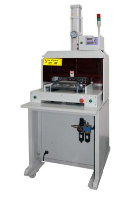 中国 高性能 PCB の打つ型、適用範囲が広い印刷回路のために打抜き型 販売のため