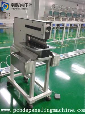 China Tipo peso ligero eléctrico de la guillotina del gas de la máquina del PWB que anota en venta