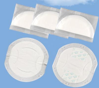 中国 SAPの看護胸は非編まれる浮彫りになる通気性のPEのフィルムにパッドを入れる 販売のため