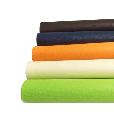China Polypropylene Spunbond 180gsm PP Non Woven Fabric Roll Colorful for sale