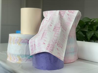 Chine Doucement non film adulte respirable de couche-culotte de film respirable de PE du textile tissé 24gsm à vendre