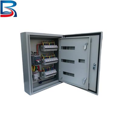 中国 3 Phase DB Box Circuit Breaker Distribution Box 5 Way Mcb Box 販売のため