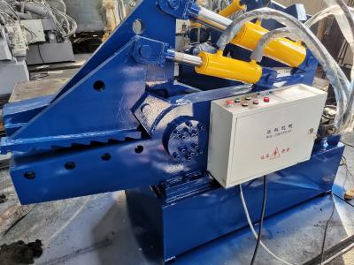 China Customized Hydraulic Alligator Shear 20 Seconds Per Cut To Cut Various Scrap Metals à venda