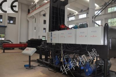 China Máquina hidráulica segura 2x45KW da prensa do carro Y81F-400 à venda