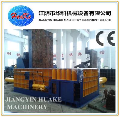 China Tres descarga de Ram Scrap Metal Baler Machine 350 Ton Force Side Out Bale en venta