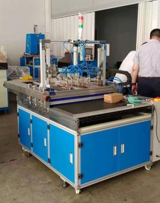 China Pappstärke Nanbo, Buchkastenproduktionsmaschine des gebundenen Buches des Fall-380V/220V der Maschinen-1-4mm zu verkaufen