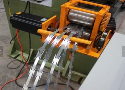 China High Efficiency Fencing Wire Making Machine , Galvanized Steel Razor Barbed Wire Machine for sale