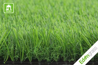 China Jardín sintético del paisaje del césped que suela el césped artificial 20m m de la hierba de la alfombra del césped en venta