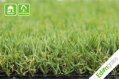 Chine 20mm Mat Home Garden de aménagement parquetant l'herbe artificielle verte extérieure de couverture d'herbe de tapis de gazon à vendre