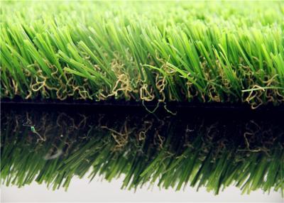 China Relvado sintético da grama artificial do jardim, grama falsificada do jardim para o esverdeamento da cidade à venda
