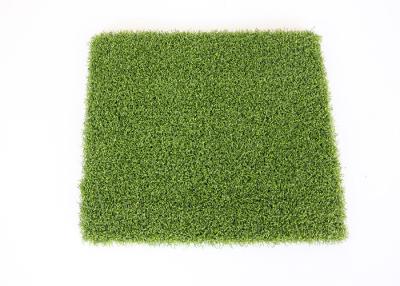China Tapetes artificiais da grama do golfe fantástico dos verdes de colocação, material sintético do PE da grama do golfe à venda