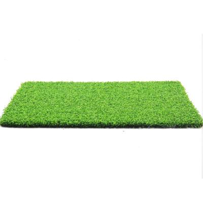 中国 パット用グリーンの総合的な芝生のゴルフ耐久力のある人工的な草13mの高さ 販売のため