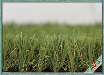 中国 13500 Dtex保証5 - 7年のの人工的な草を美化する4つの調子 販売のため