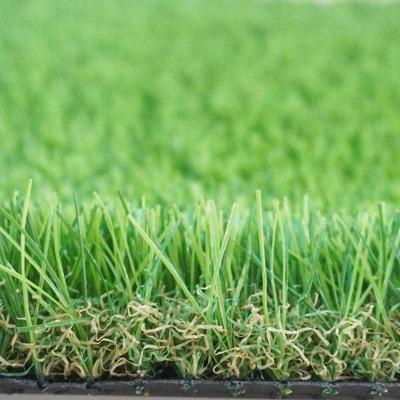 China Grass Mat Turf Floor Roll Outdoor Green Carpet Artificial Lawn For Garden en venta